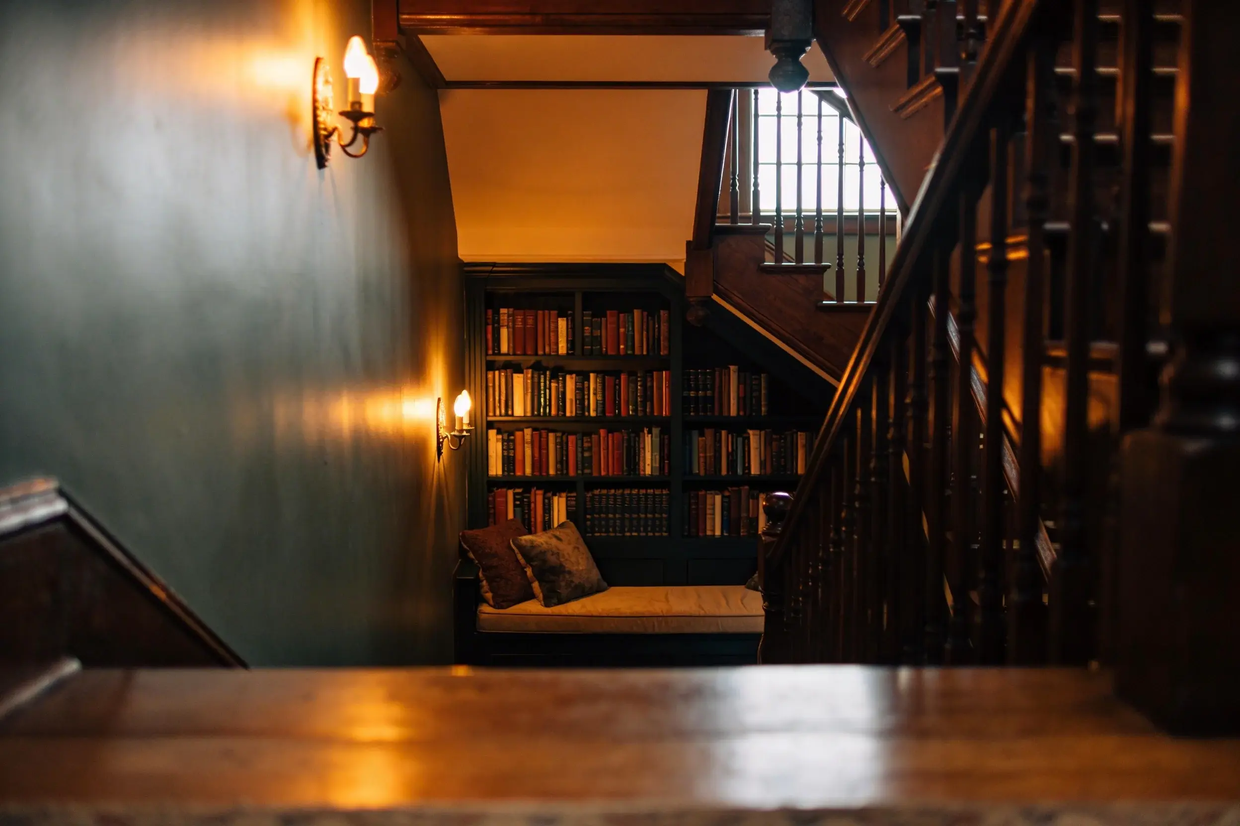 13 Staircase Reading Nook Ideas Hidden Under the Stairs: Cozy Magic