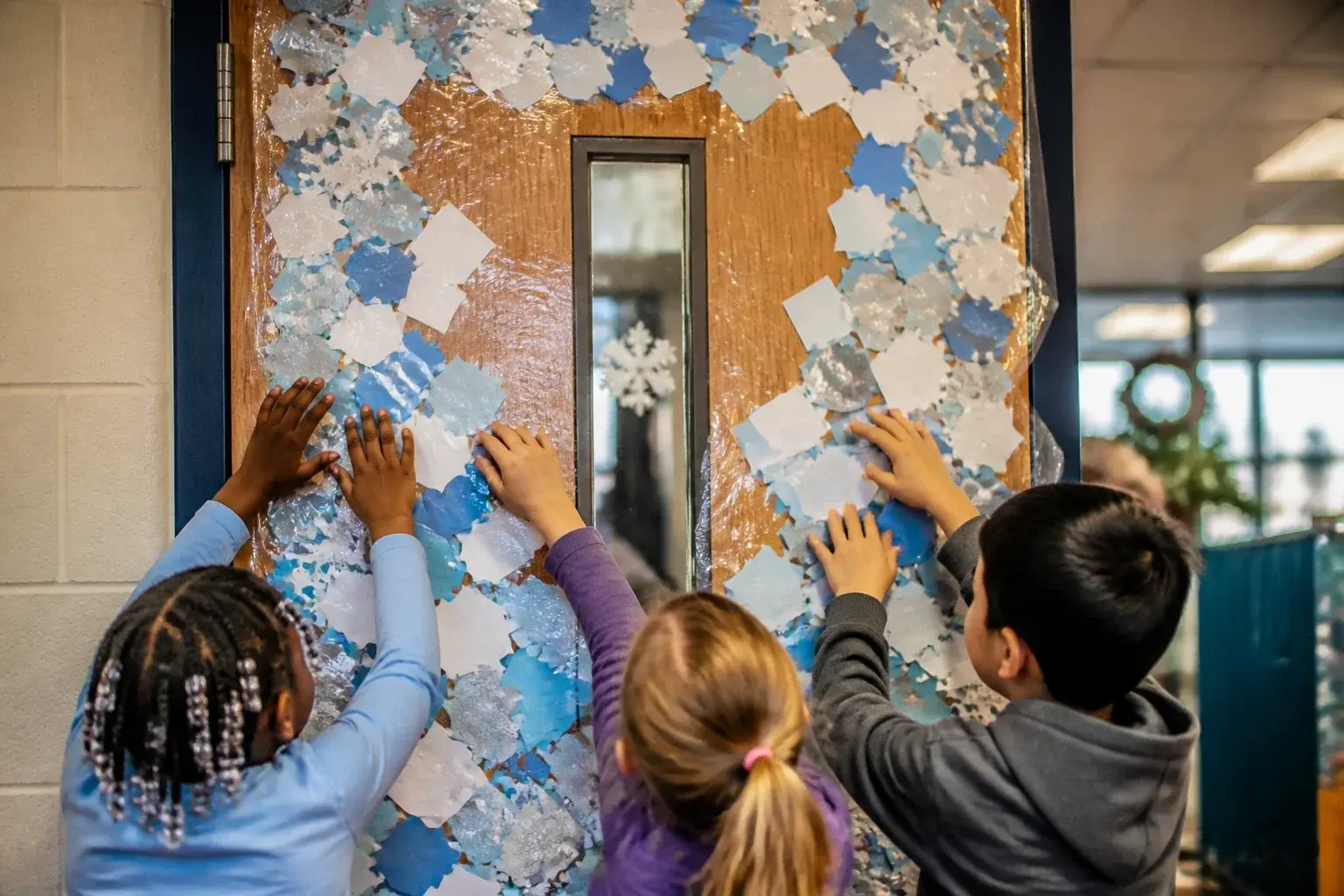 27 Christmas Door Ideas for the Classroom You Can Do in One Evening