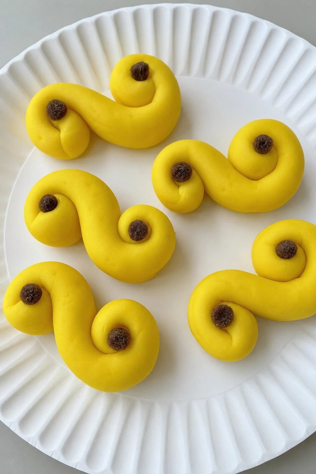 Lussekatter dough buns