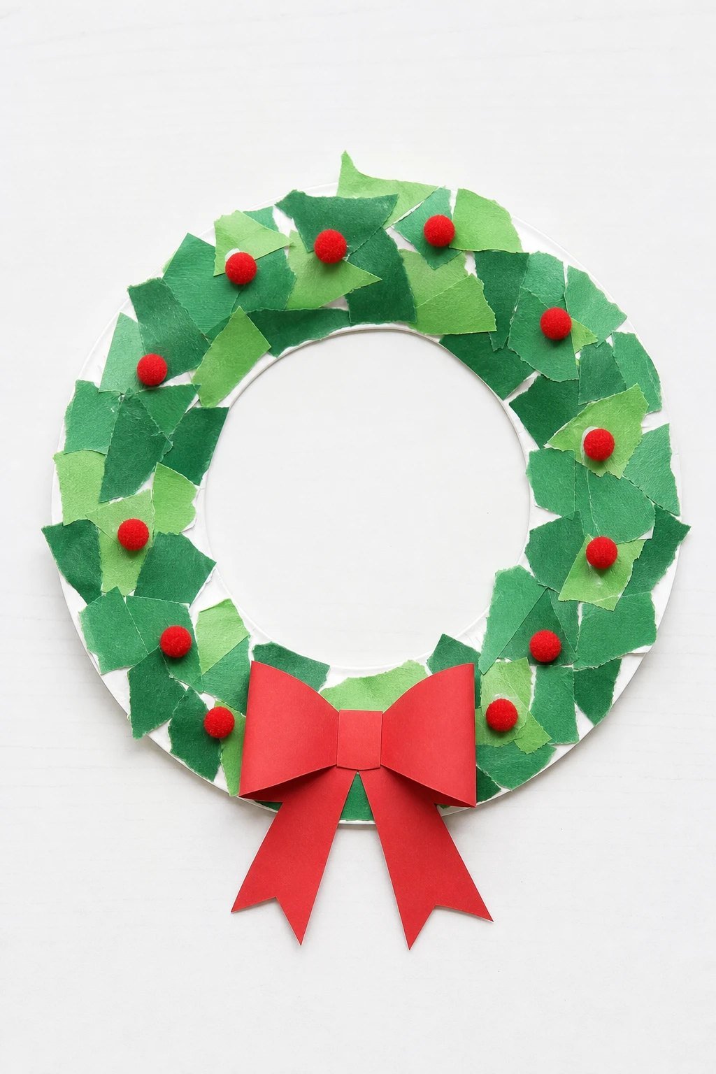 Paper plate wreath