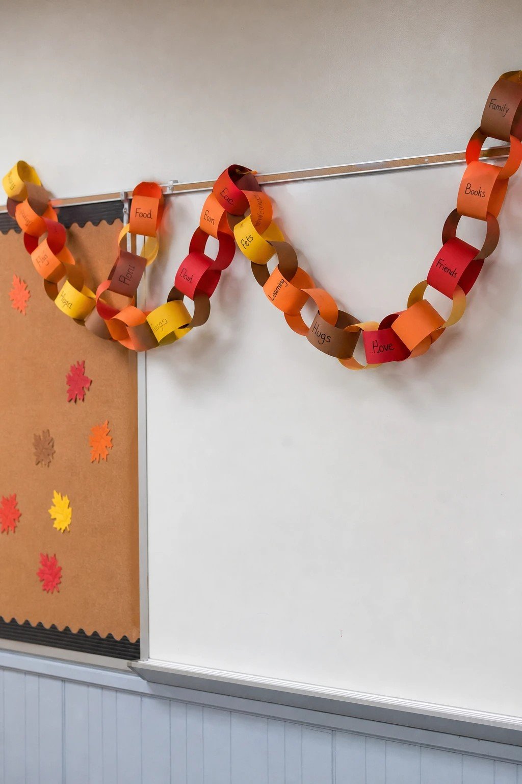 Gratitude paper chain